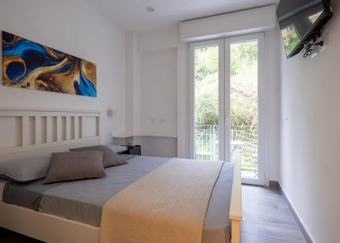 Da Annita لا سبيتسْيا